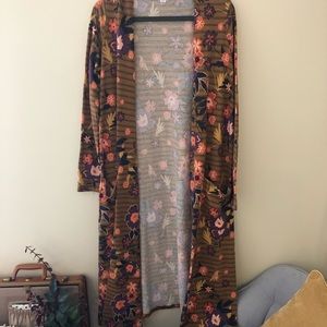 LuLaRoe Sarah - Medium